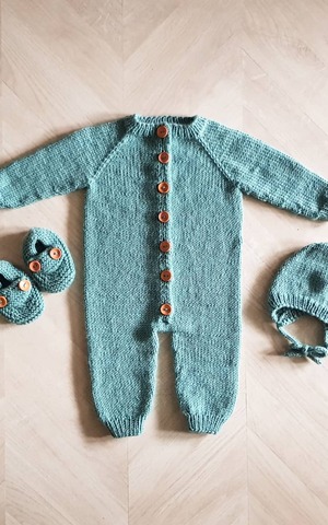 Heldress, sko og kyse til baby